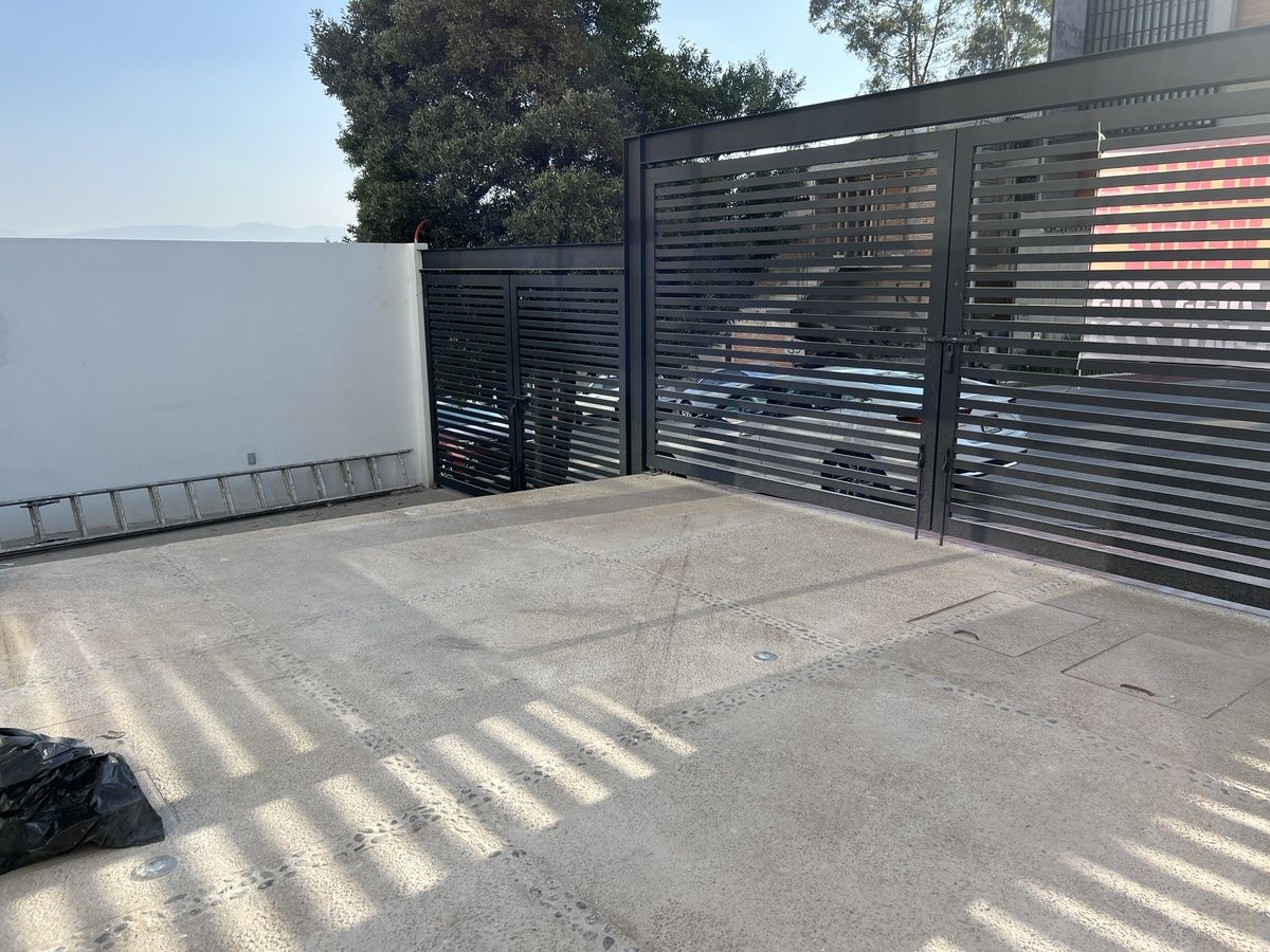 3 de 37: Estacionamiento