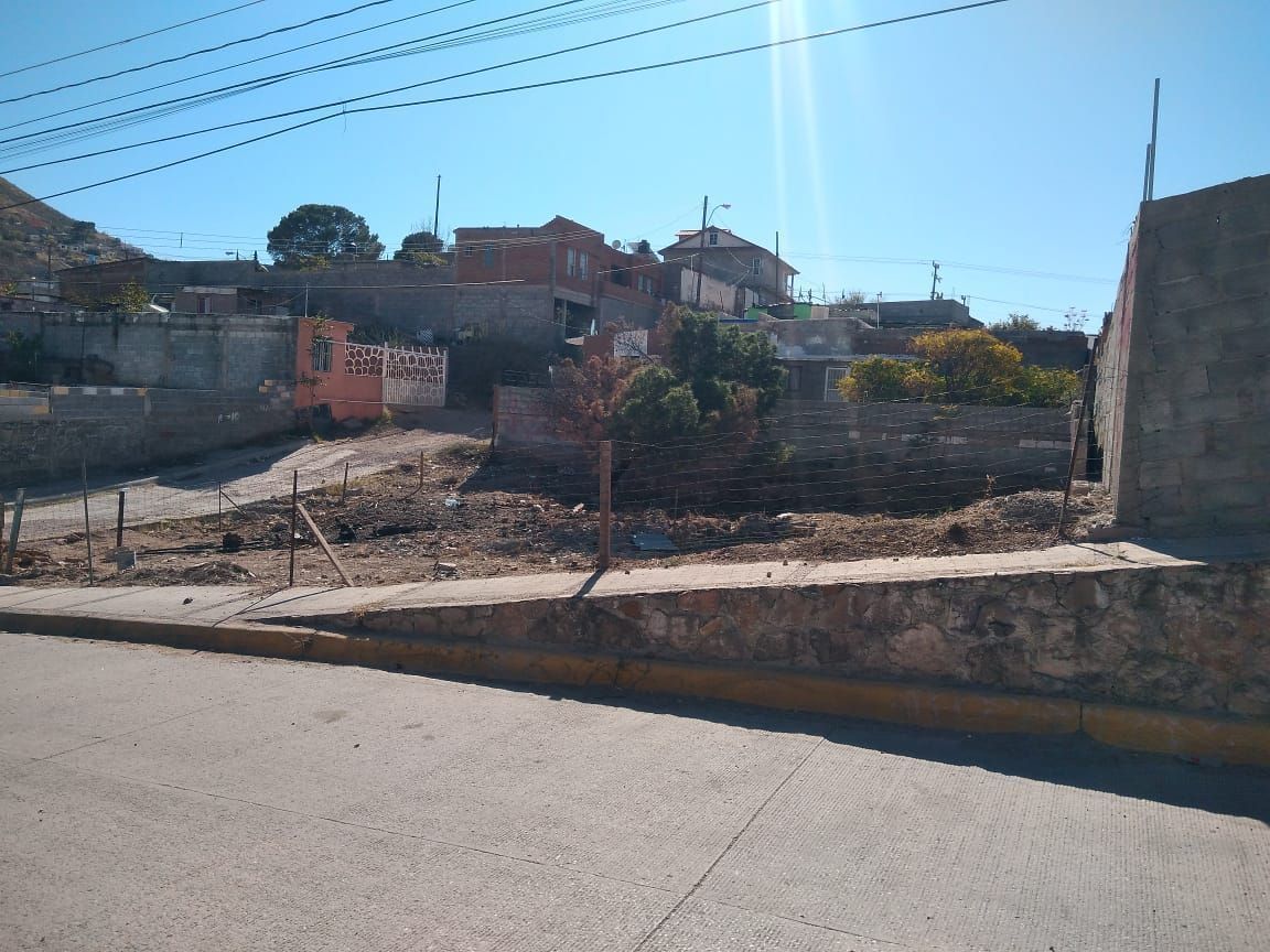 3 of 7: 2 frentes y acceso por 2 calles