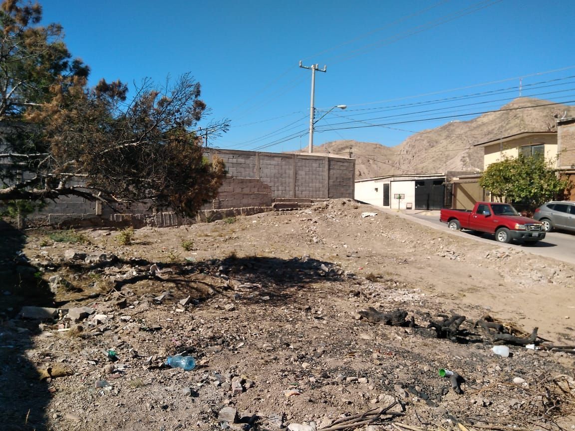 4 of 7: Limpiecito, plano y listo para construir