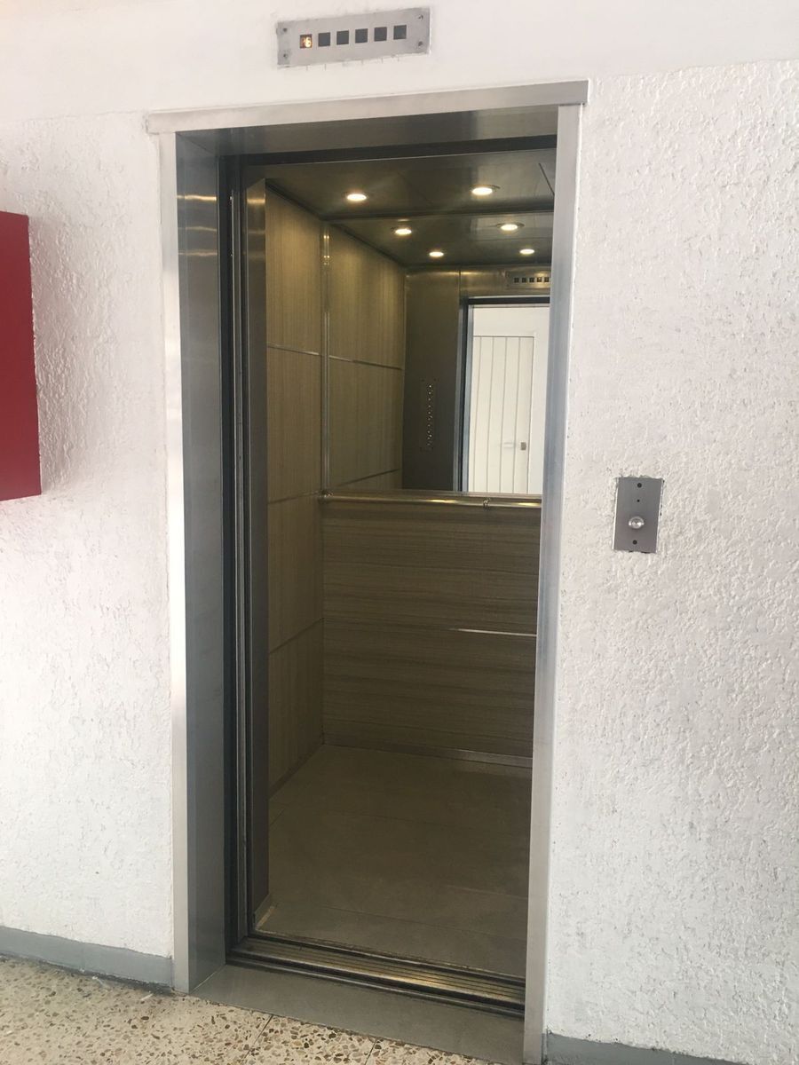 5 de 24: Elevador