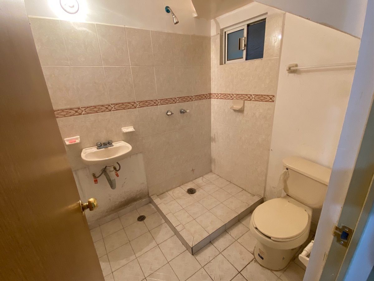 5 de 15: BAÑO