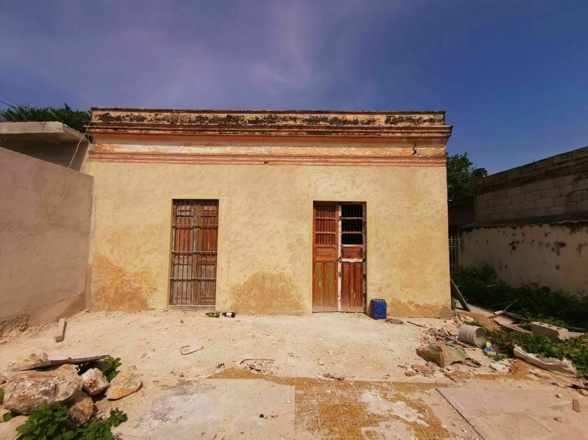 CASA PARA REMODELAR BARRIO DE SANTIAGO, CENTRO