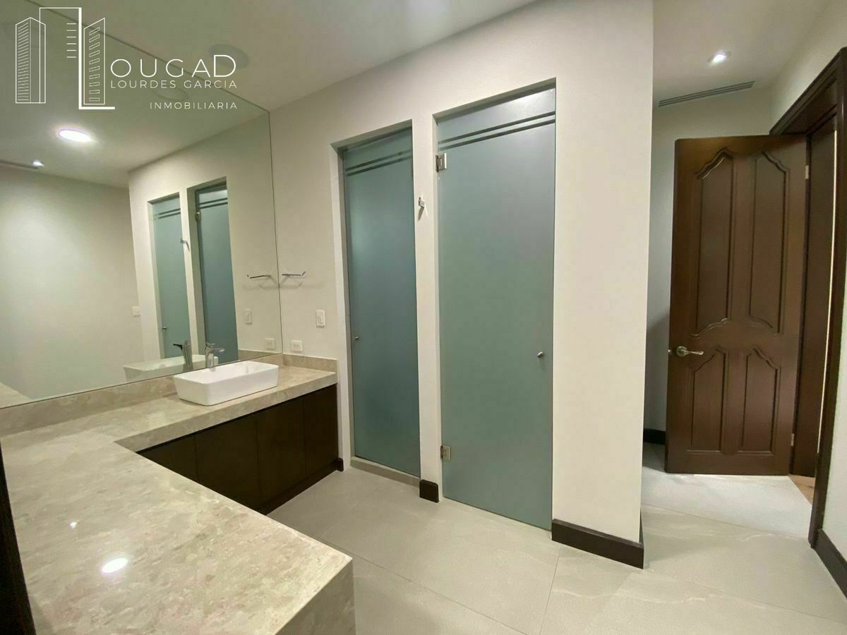 17 de 29: BAÑO REC. PRINCIPAL