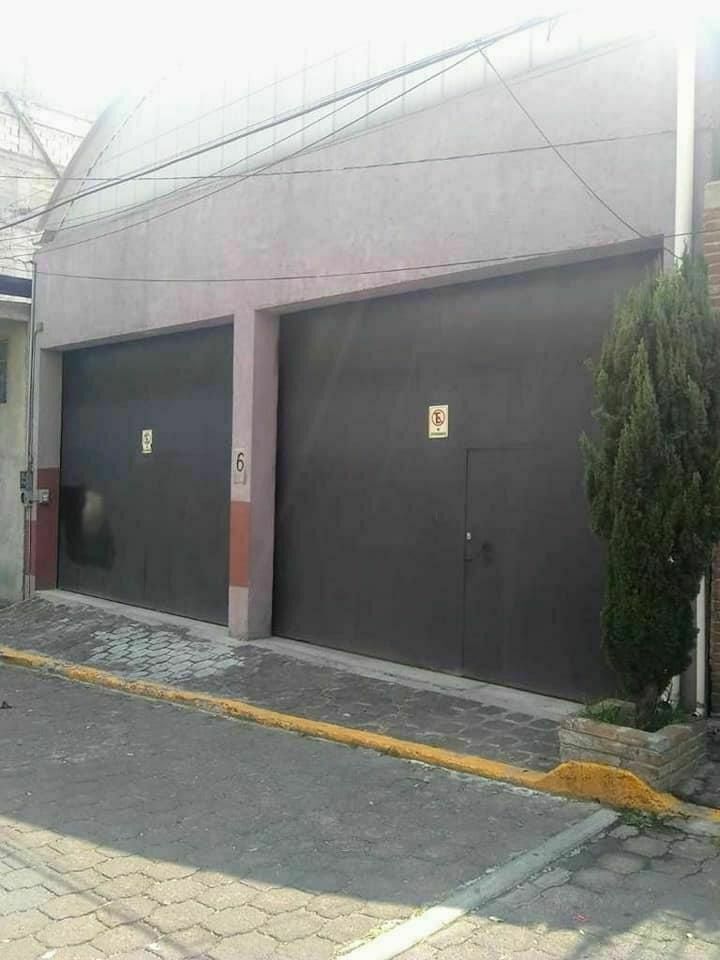 Bodega o Terreno en Venta Bosques de las Lomas Lomas del Chamizal (m2bc68)