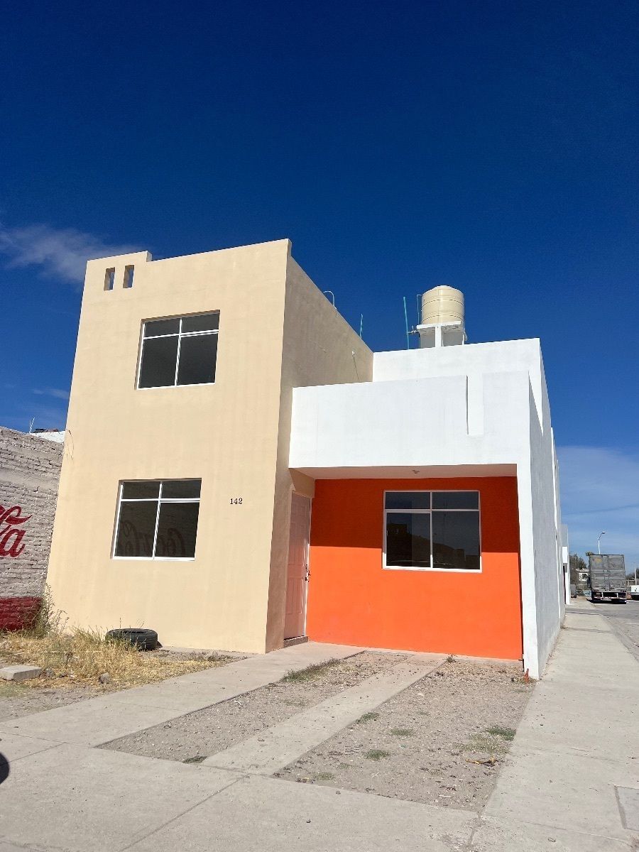 1 de 12: Fachada