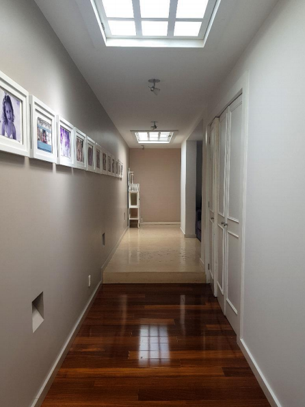 3 de 38: PASILLO PRINCIPAL 