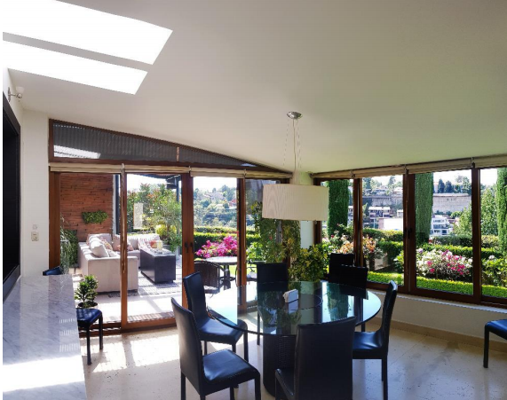 10 de 38: DESAYUNADOR 