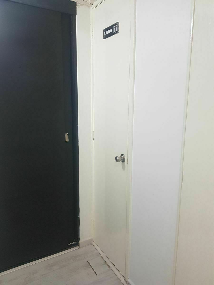 5 de 22: Clóset / Entrada al baño