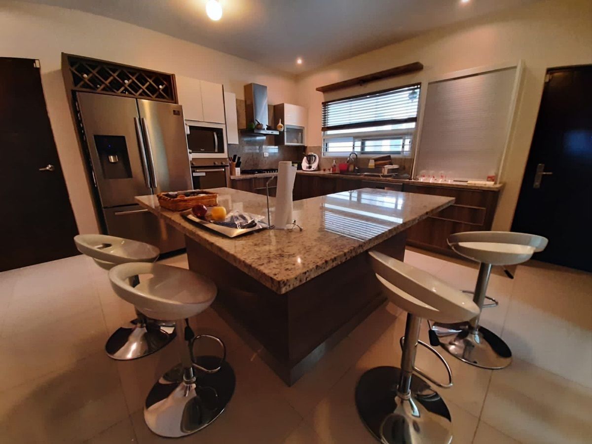 44 de 46: Desayunador