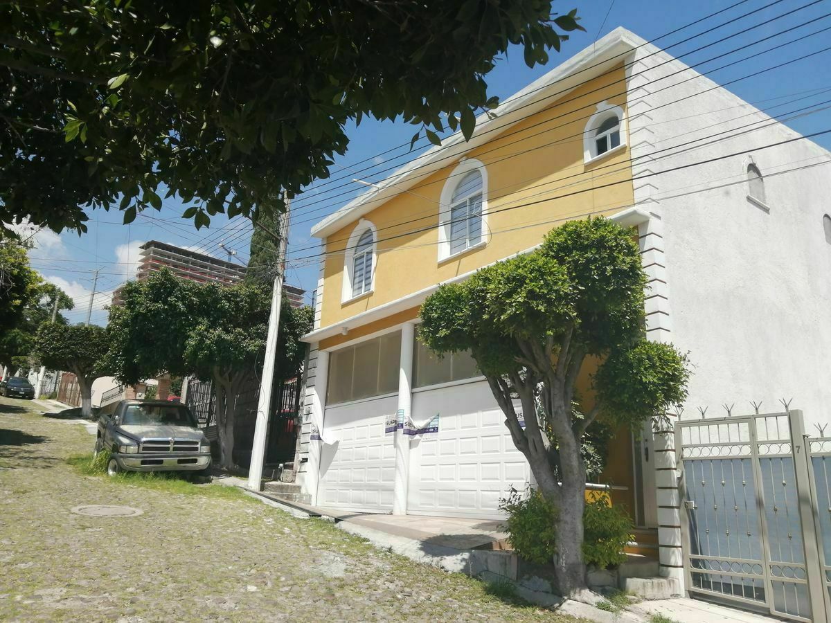 CASA VENTA ARBOLEDAS QUERÉTARO