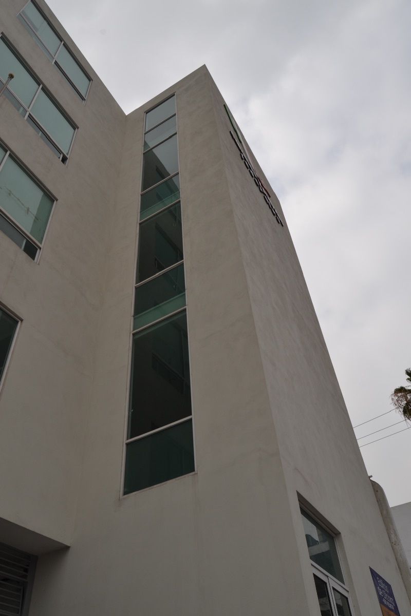 EDIFICIO DE OFICINAS CORPORATIVAS, foto 1 de 20