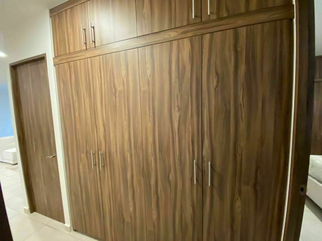 11 de 23: Closet Family room