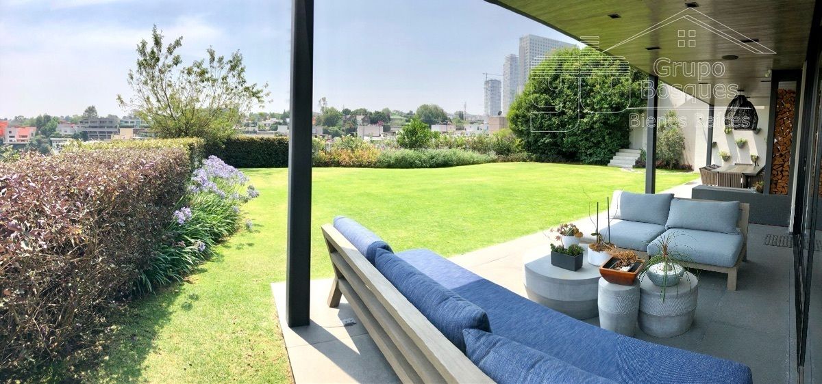 43 de 48: Terraza con jardín grande venta casa bosques de las lomas 