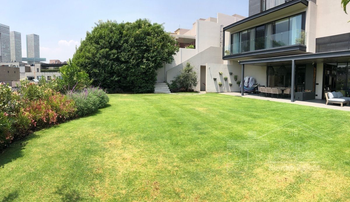 45 de 48: Jardín grande casa venta bosques de las lomas 4 habitaciones
