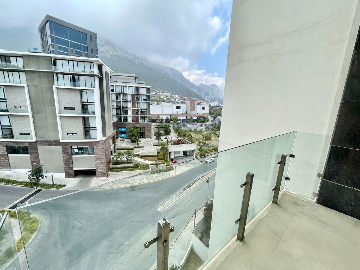 4 de 33: Balcón con hermosa vista a la Sierra Madre