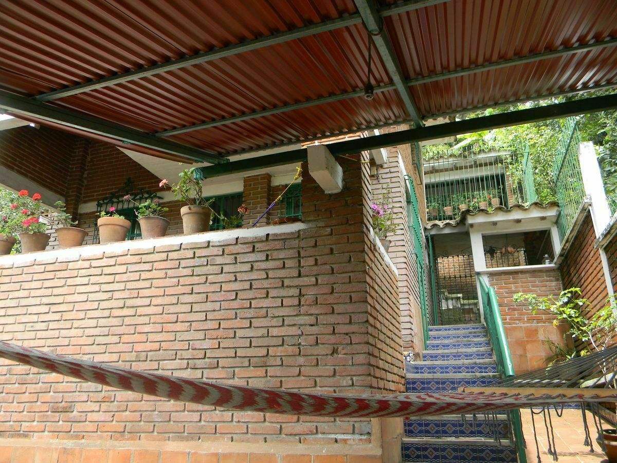 https://assets.easybroker.com/property_images/2216456/34152738/EB-HM6456.JPG?version=1620860786