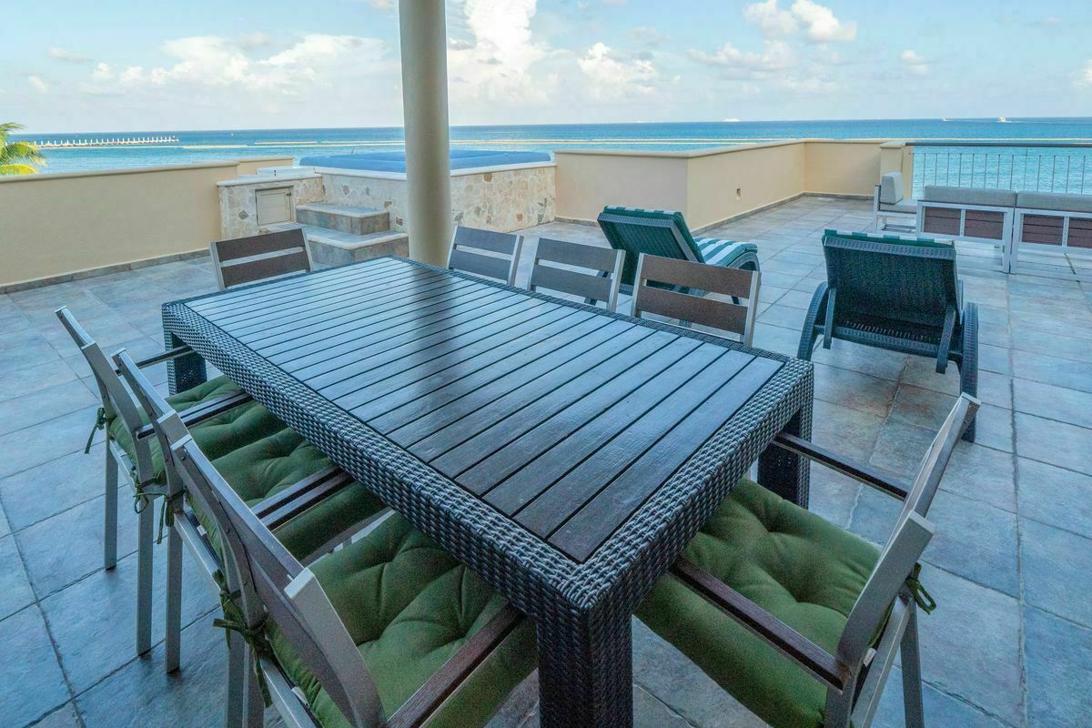 23 of 34: Your private rooftop terrace with Jacuzzi, BBQ & patio table