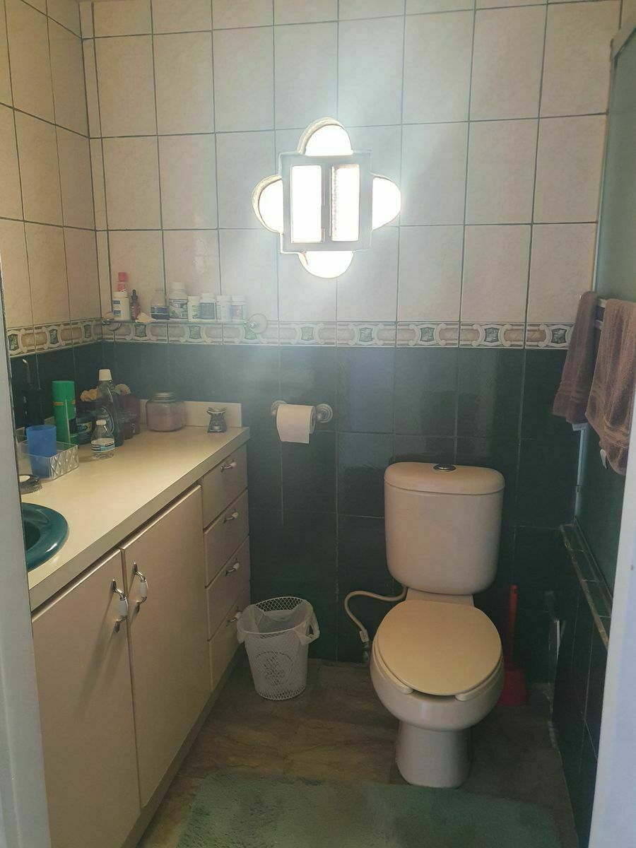 18 de 25: BAÑO PRINCIPAL