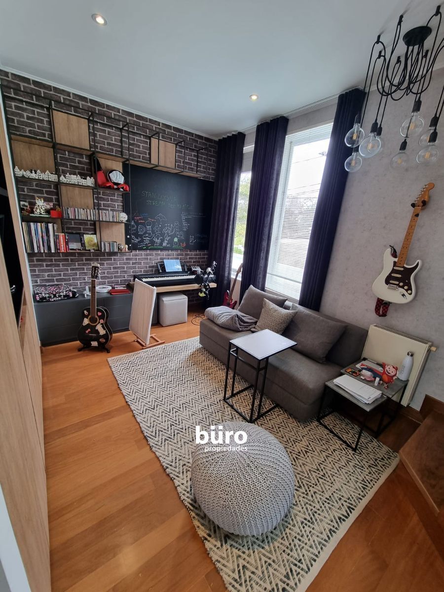 12 de 28: Dormitorio secundario