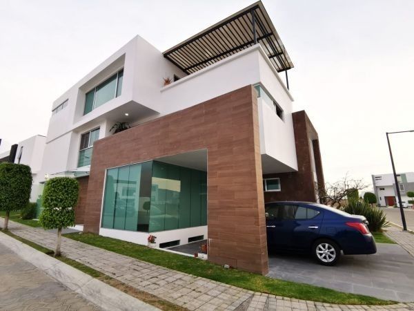 Casa en venta Puebla Lomas de Angelopolis Parque Michoacán 4 recámaras  jacuzzi