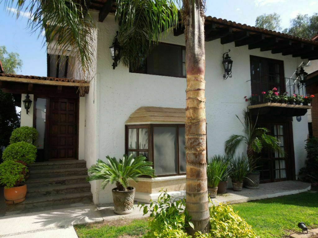 VENTA CASA CLUB DE GOLF TEQUISQUIAPAN | EasyBroker