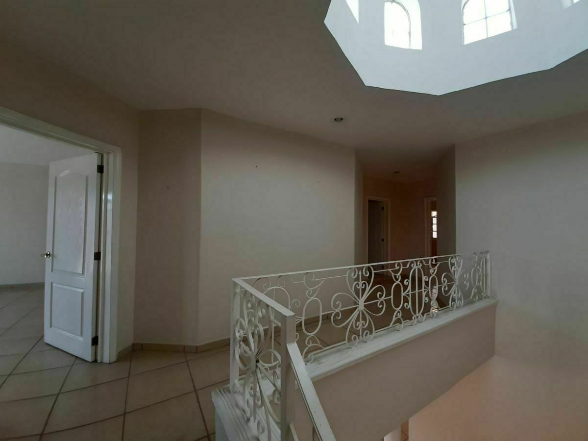 26 de 45: Mucha iluminación