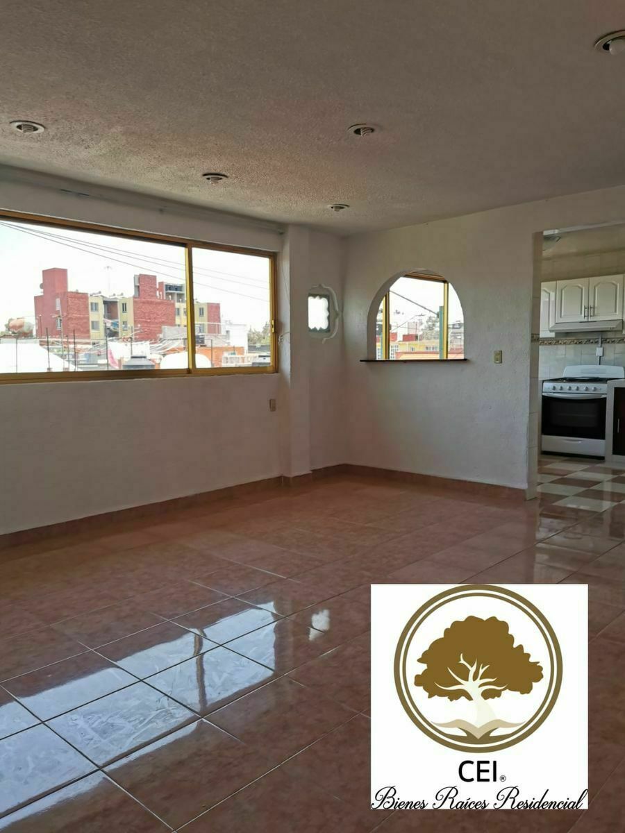 Amplio departamento a unas cuadras de metro ciudad deportiva Amplio departamento a unas cuadras de metro ciudad deportiva