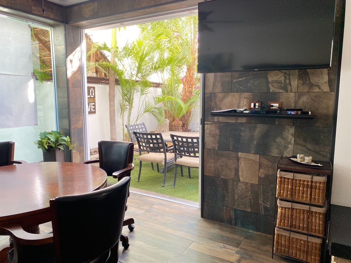 2 de 48: Vista al jardín 