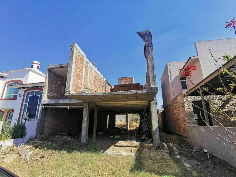 Casa en obra negra en Clautro del Sur