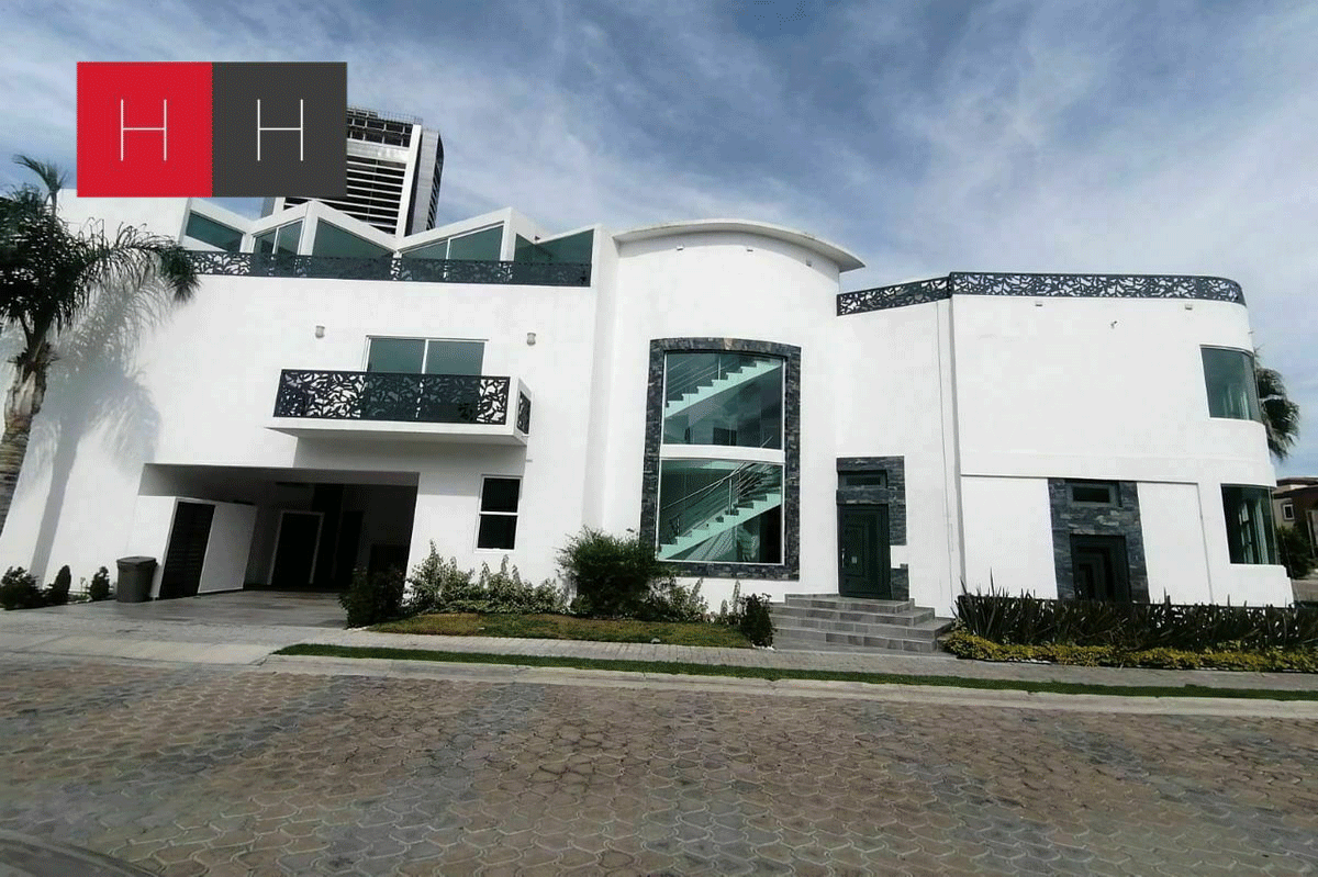 Casa en Venta en Lomas de Angelopolis II