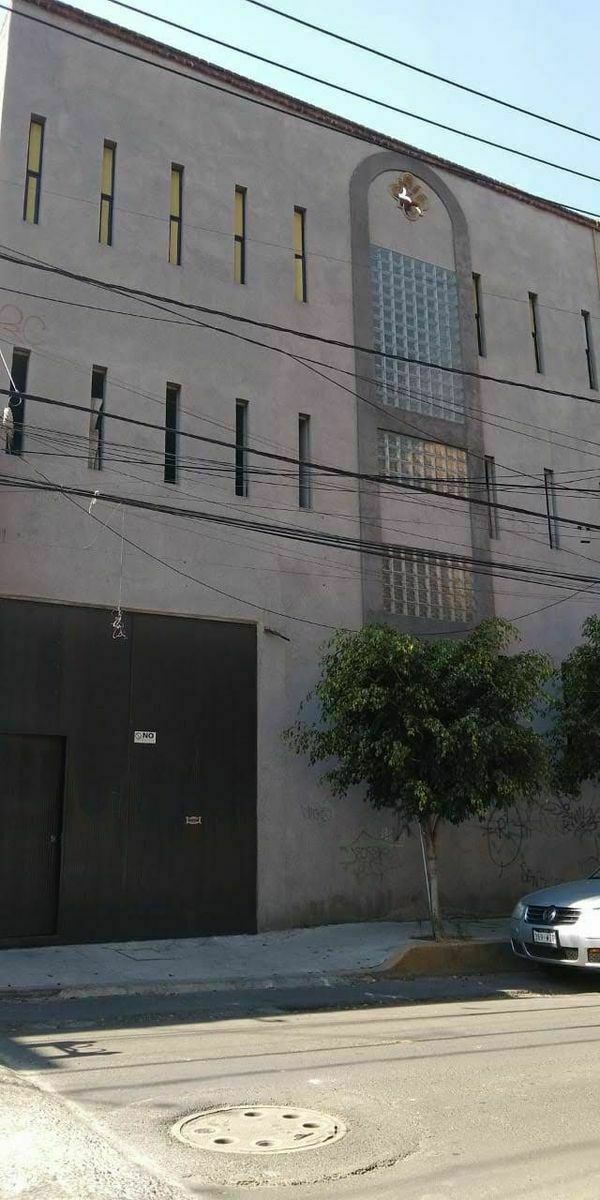 Edificio en Renta Todo o en Partes Cerca del Estadio Azteca
