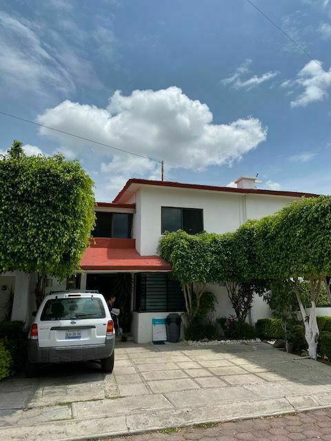 CASA EN VENTA EN CALESA