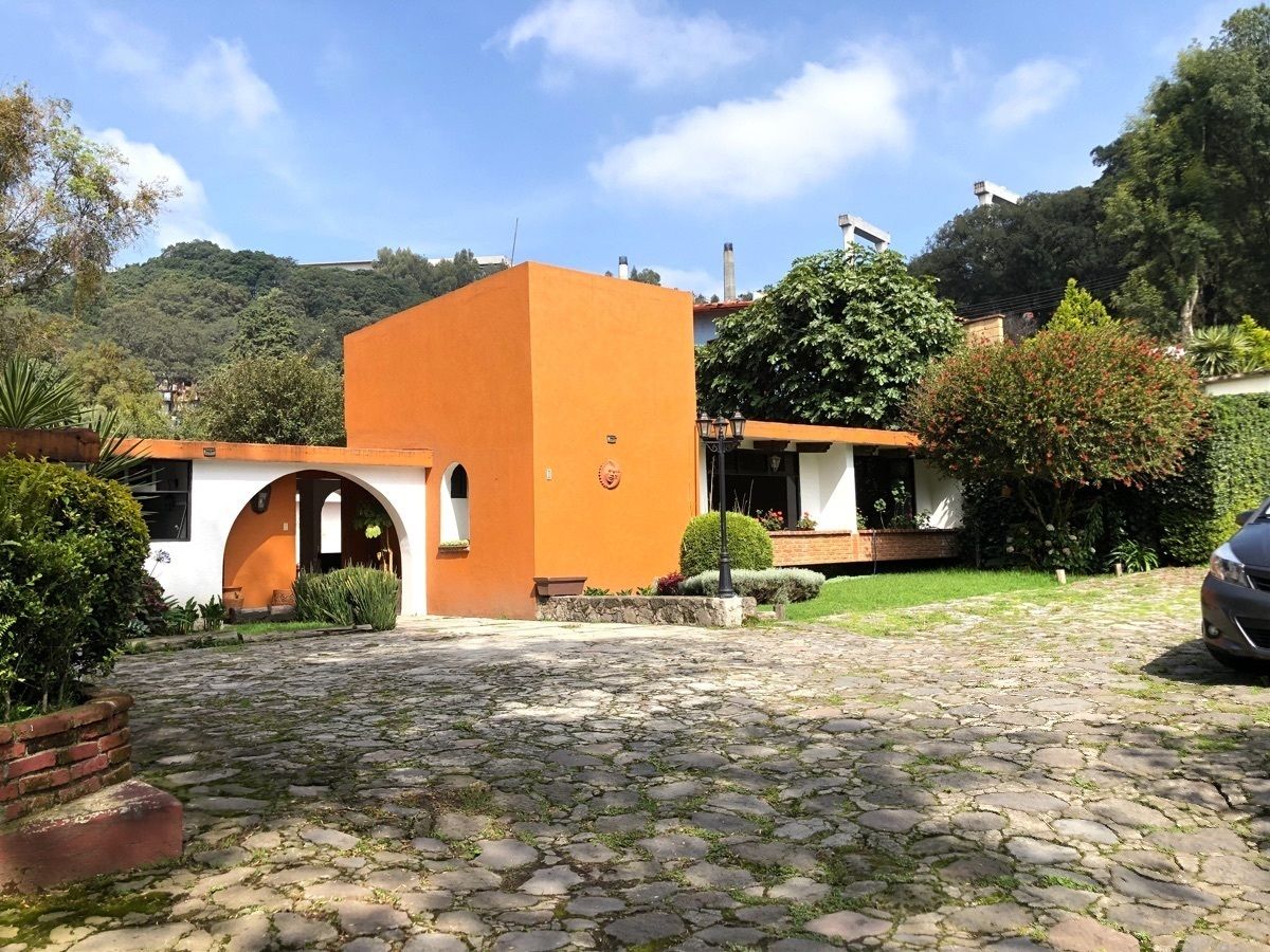 4 de 38: Fachada de casa
