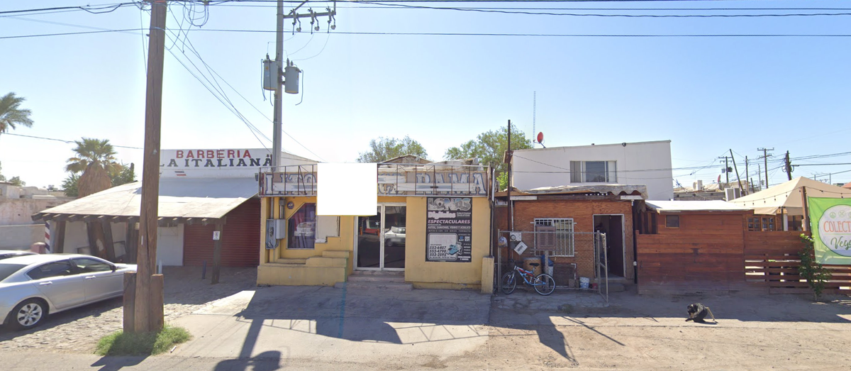 2 de 14: Fachada