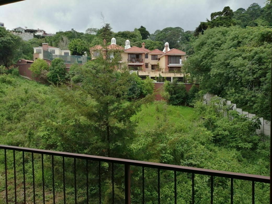 4 de 17: Vista de la ciudad desde el balcón del comedor