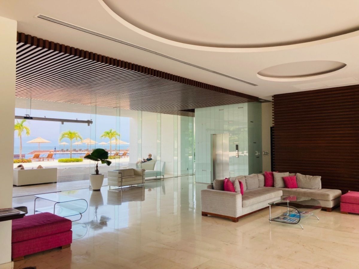 5 de 44: Parte de lobby
Part of the lobby
