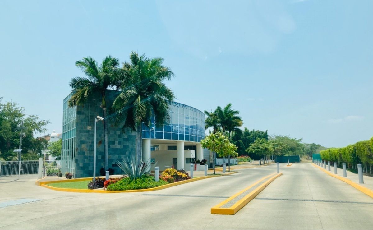 43 de 44: Acceso