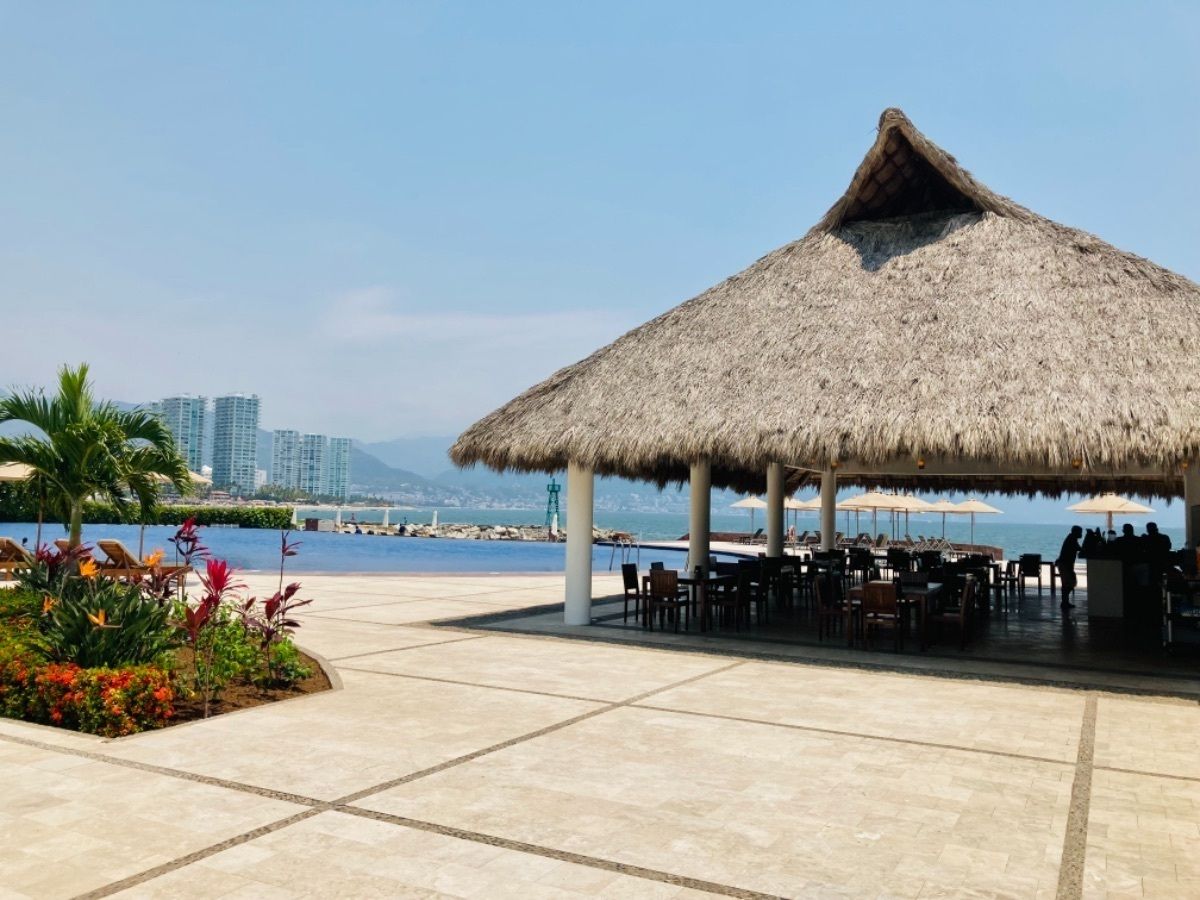 39 de 44: Restaurante Palapa