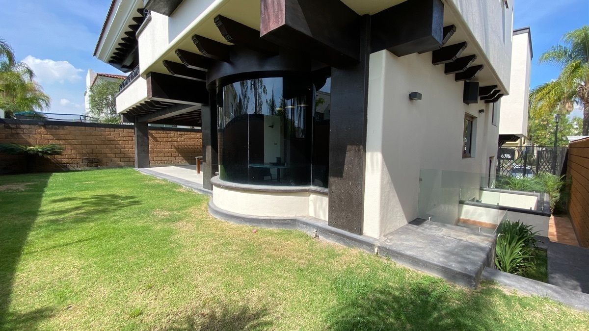 Casa em Puerta de Hierro, Zapopan, foto 32 de 36