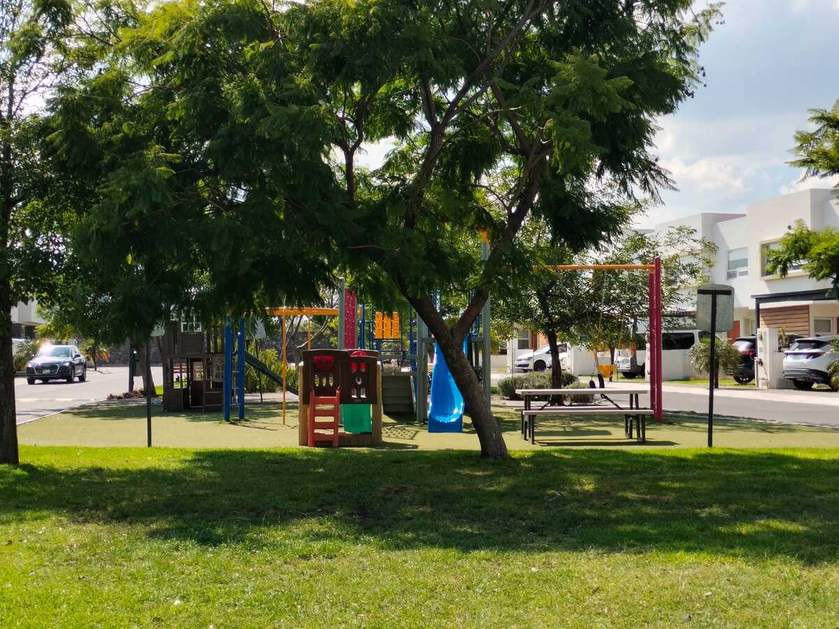 24 de 27