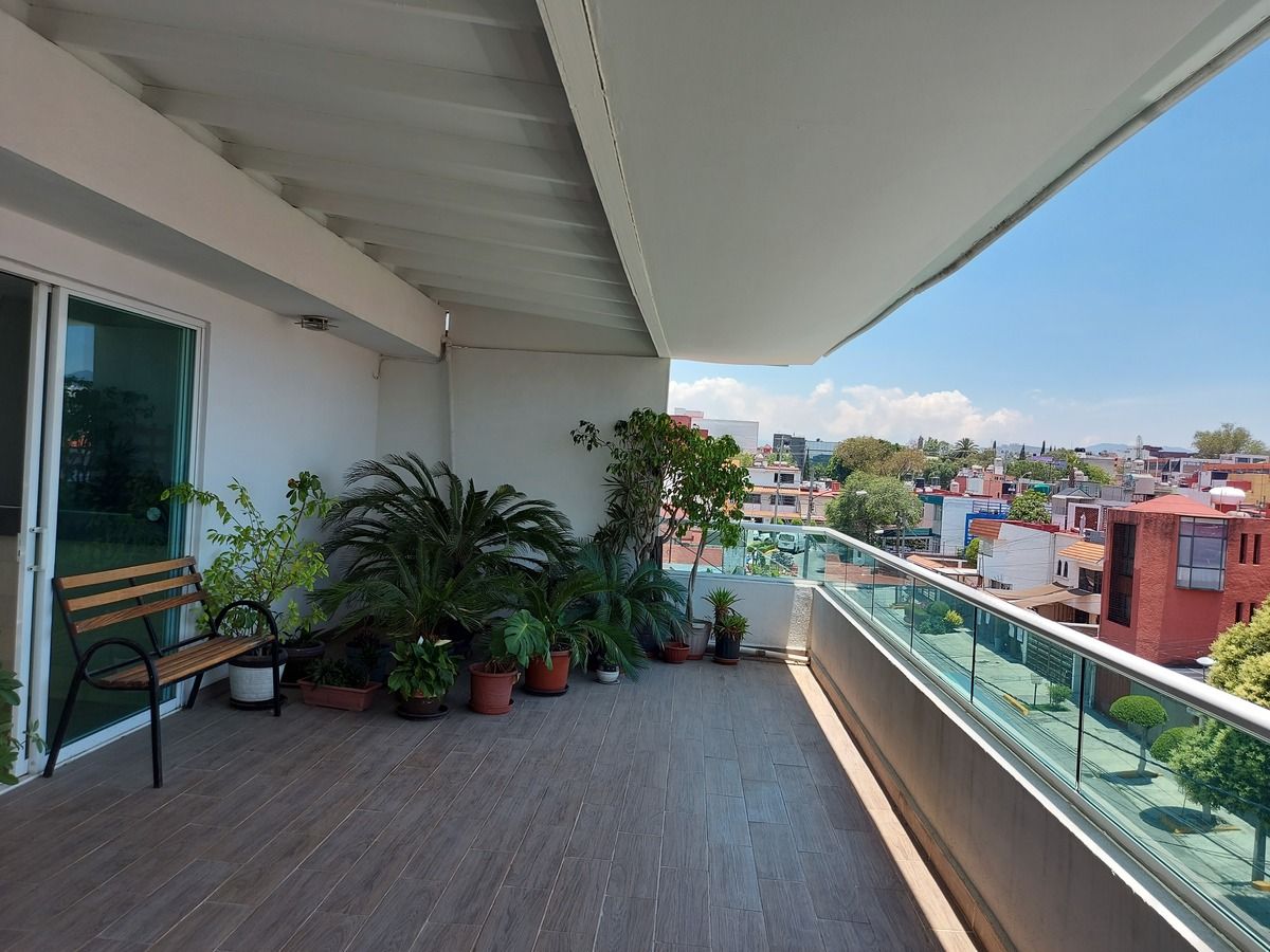 Casa VENTA en SATELITE, Naucalpan | EasyBroker