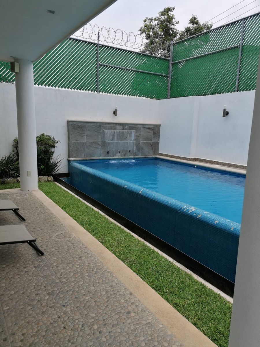 3 de 18
