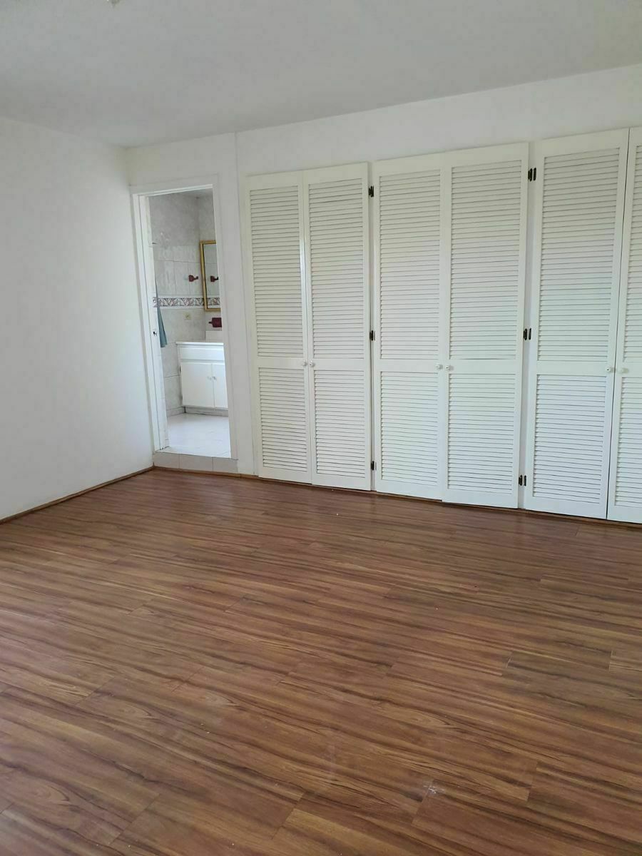 20 de 28: RECAMARA 2 PRINCIPAL Y CLOSET AMPLIO