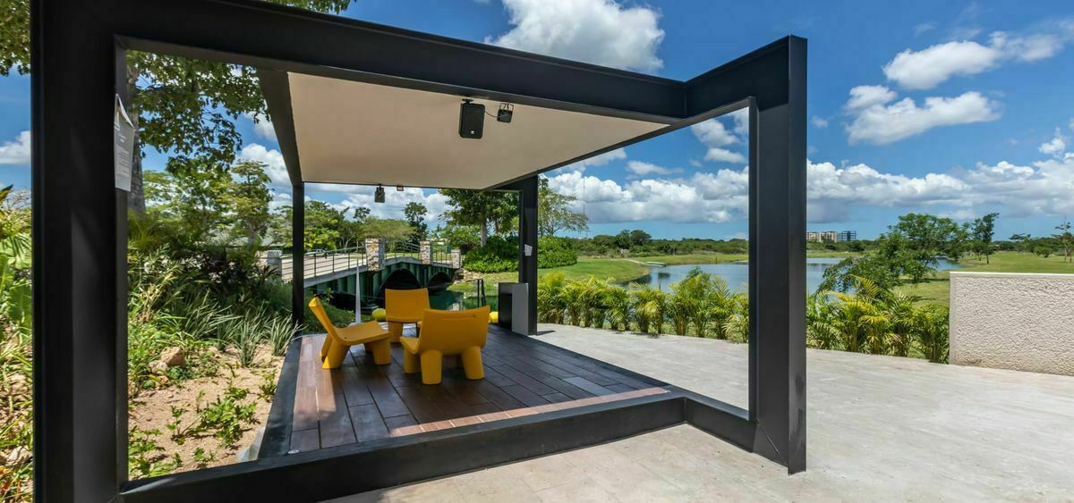 18 de 42: Terraza con Asadores