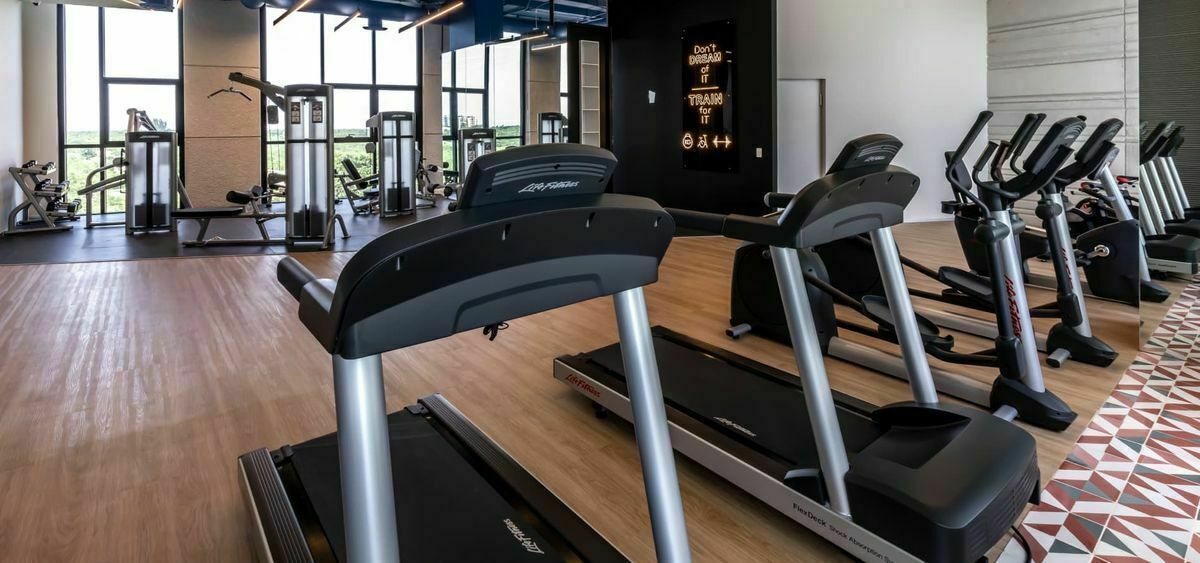 25 de 42: Gimnasio