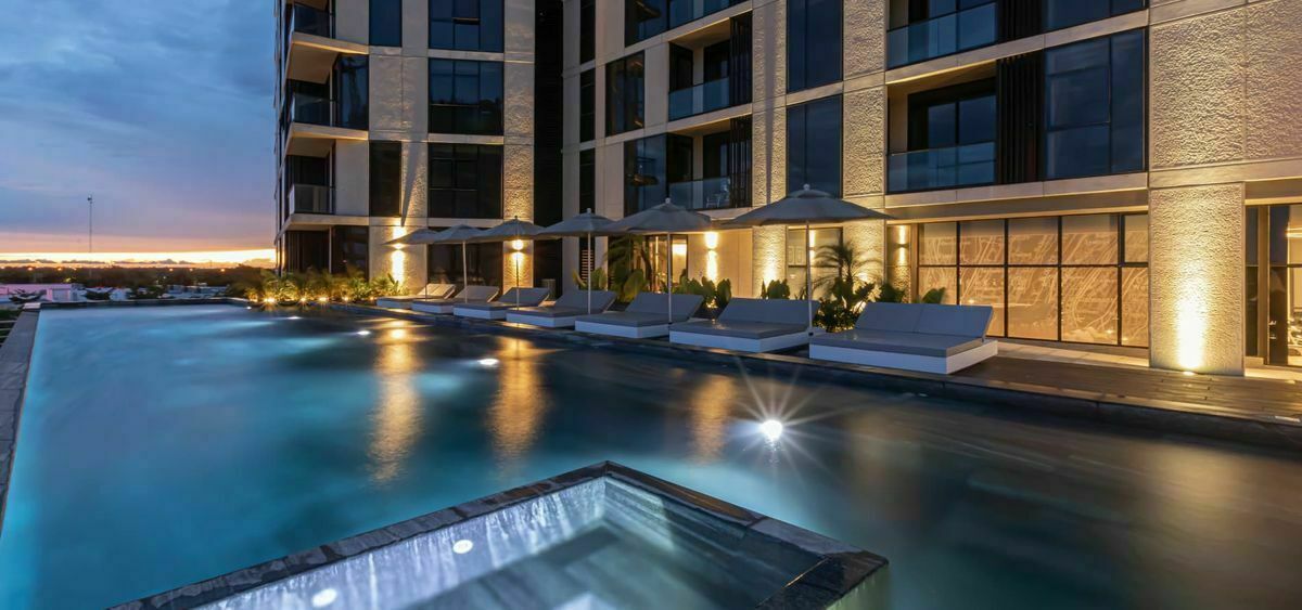 28 de 42: Jacuzzi