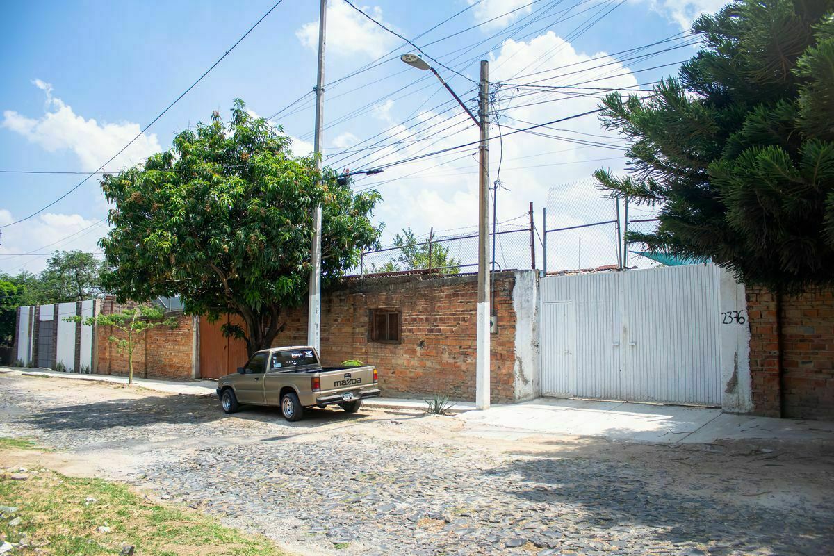 2 terrenos en renta en Colinas de los robles, Zapopan, Jalisco -  
