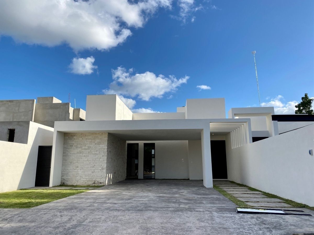 CASA EN VENTA EN MÉRIDA, DZITYÁ PRANA, MOD. THO, EQUIPADA, AGOSTO 2023.