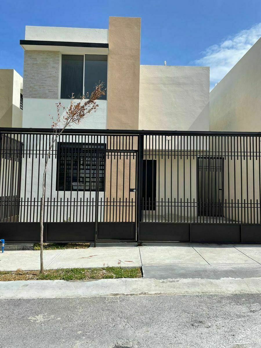 Renta de casa en Colonia Privada Paseo Amberes sector Alemán en Guadalupe   | EasyBroker