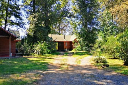 Espectacular Complejo de Cabañas en el acceso de Villarrica